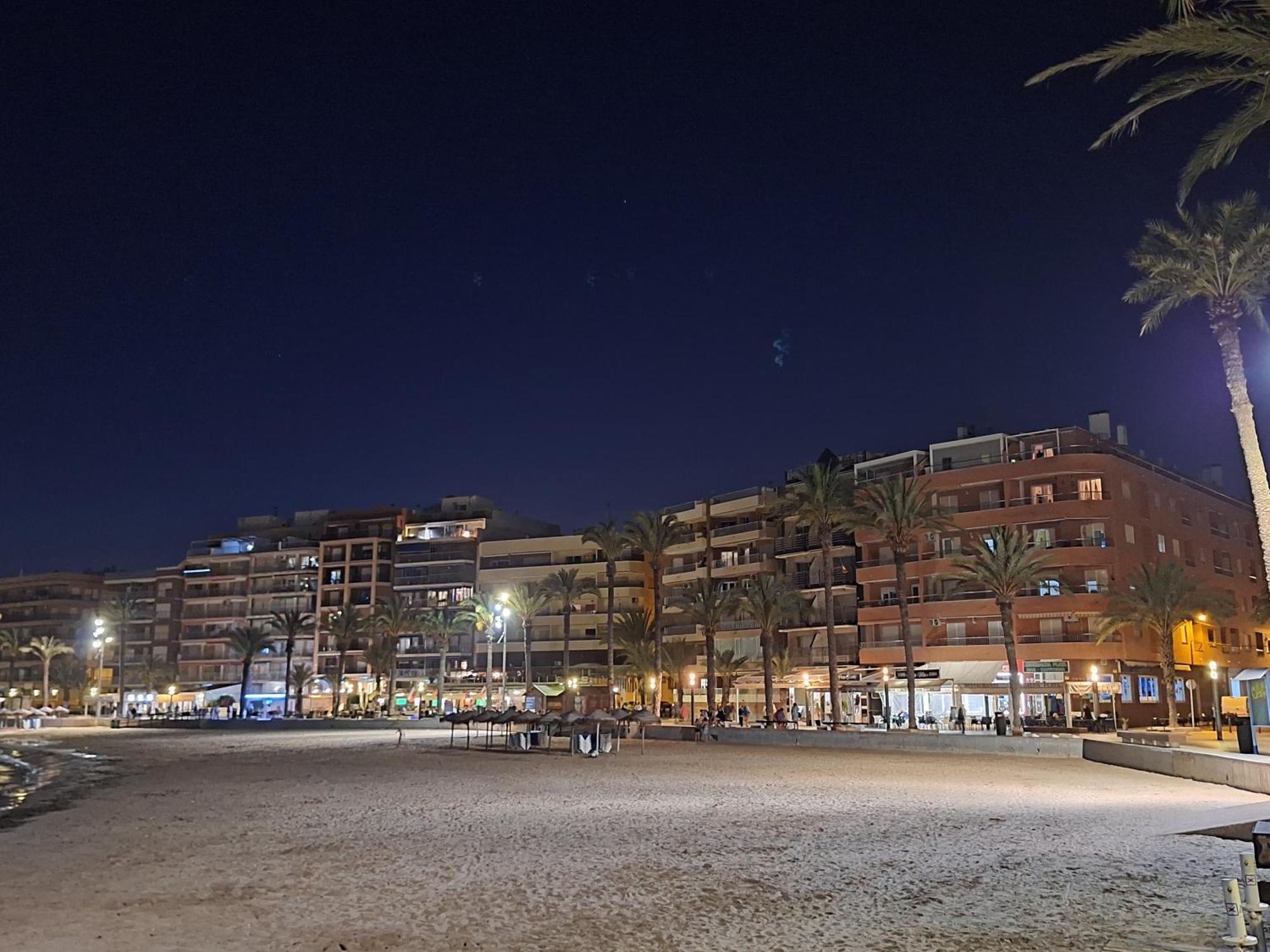 1a Linea Anri Apartment