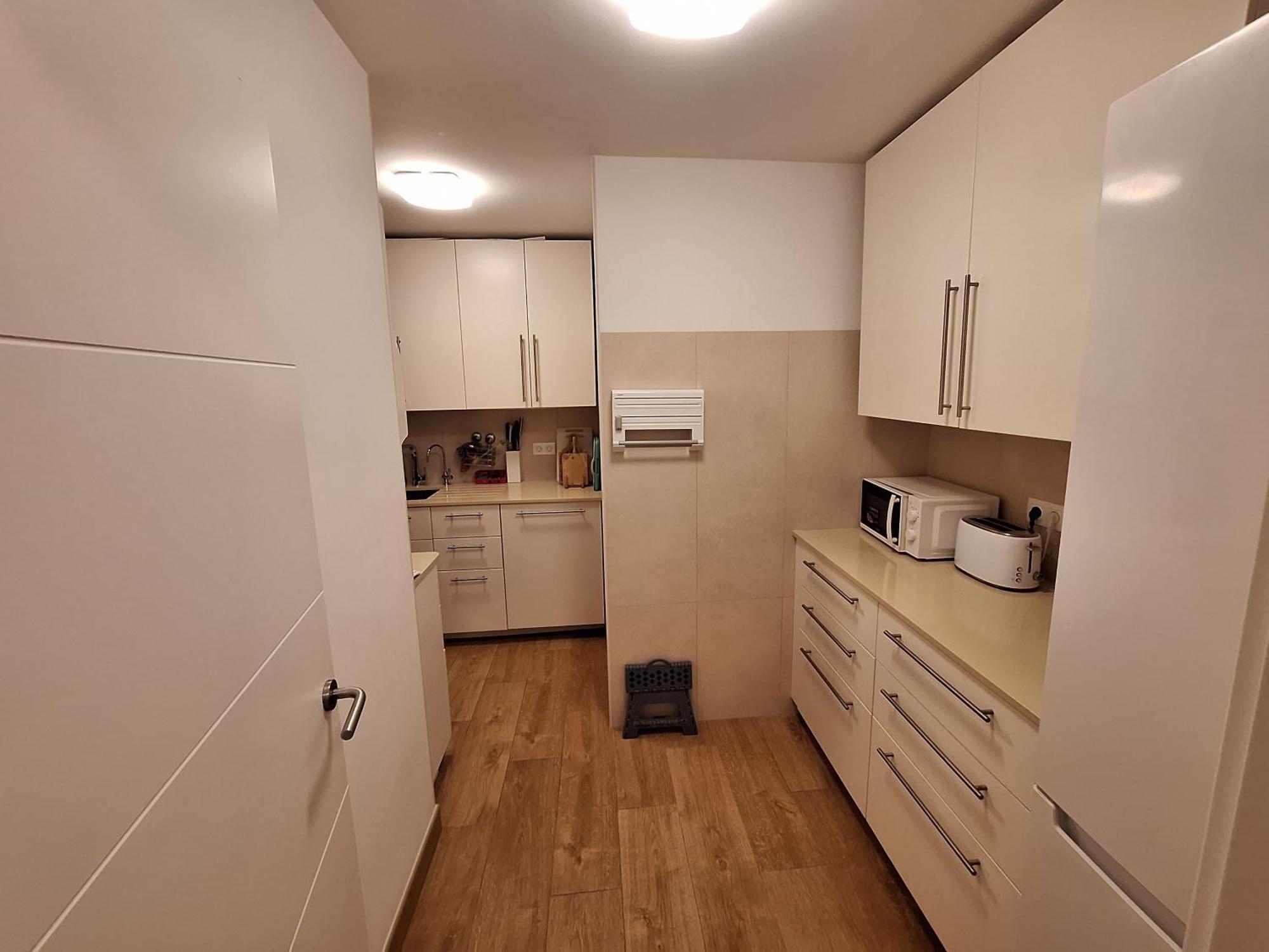 1a Linea Anri Apartment